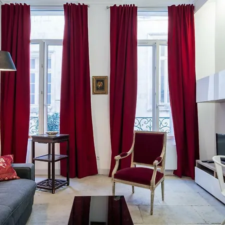 Apartment La Canourgue, De Charme ,parking Gratuit Montpellier
