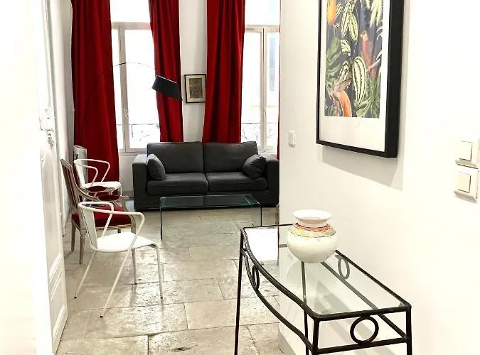 La Canourgue, De Charme ,parking Gratuit Apartamento *